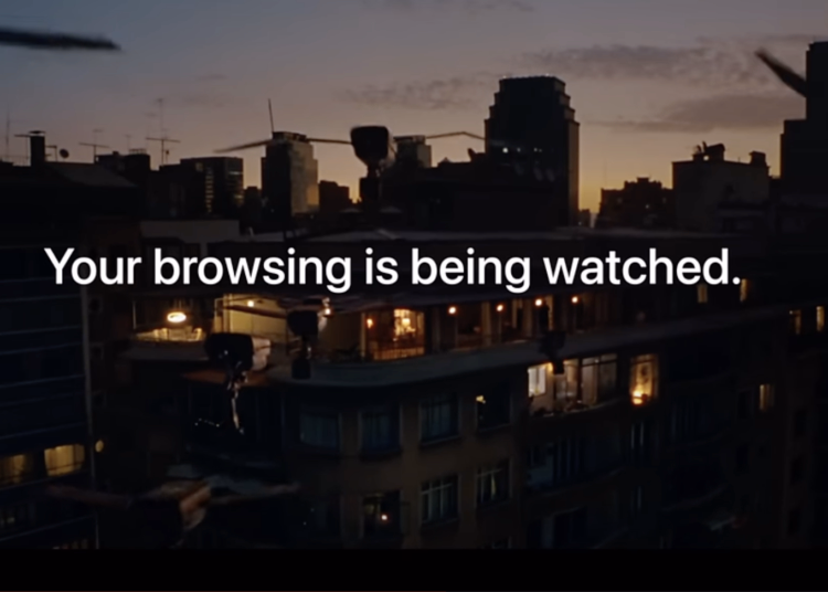 Comercial de iPhone vs Google Chrome